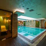 Ezeretz Otel 4*