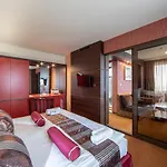 Hotel Ezeretz 4*