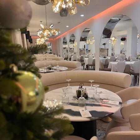 Ezeretz Hotel 4*