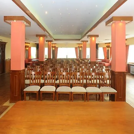 Otel Ezeretz 4*